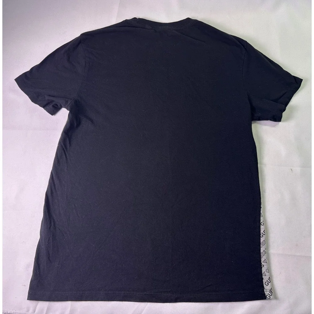 Guess Los Angeles Colorblock Monogram T-Shirt Red Black Grey Logo Men's‎ Small - Picture 5 of 7